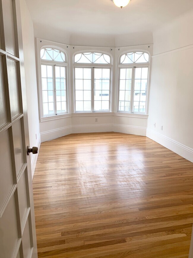 Foto del edificio - 1275 Washington St