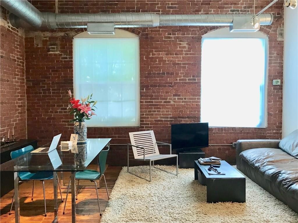 Foto principal - 302 Pearl St