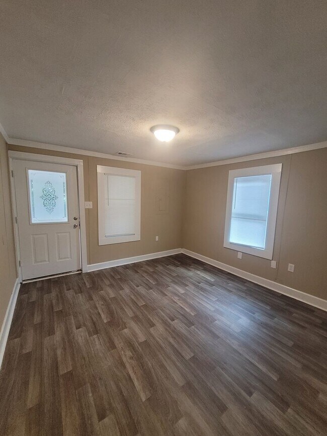 Foto del edificio - For Rent: Franklin Co – Royston, GA – Two Bedroom and One Bathroom Single Family Home - Very Conv...