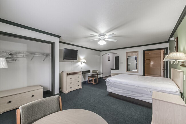 Foto del edificio - 1025 Swanson St