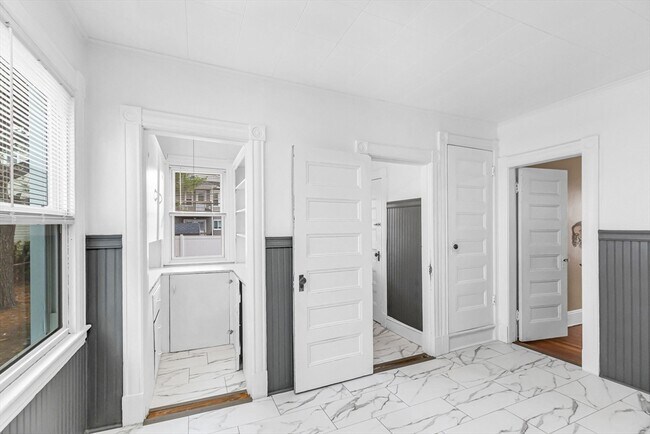 Foto del edificio - 23 Biltmore St