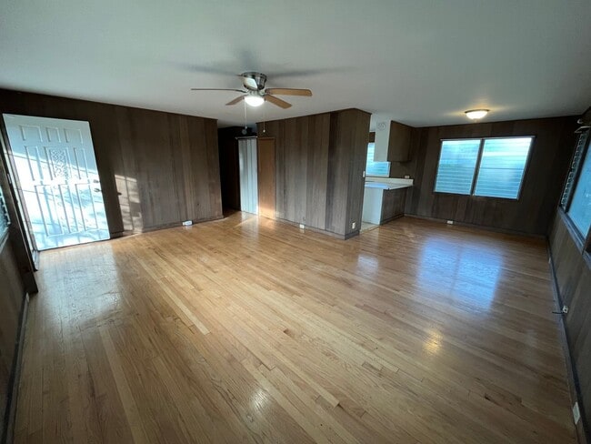 Building Photo - 99-228-228 Aiea Heights Dr
