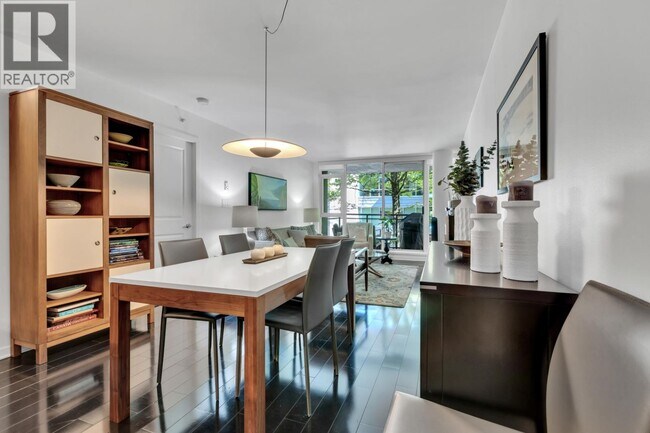 Photo du bâtiment - 1650 W 7th Ave