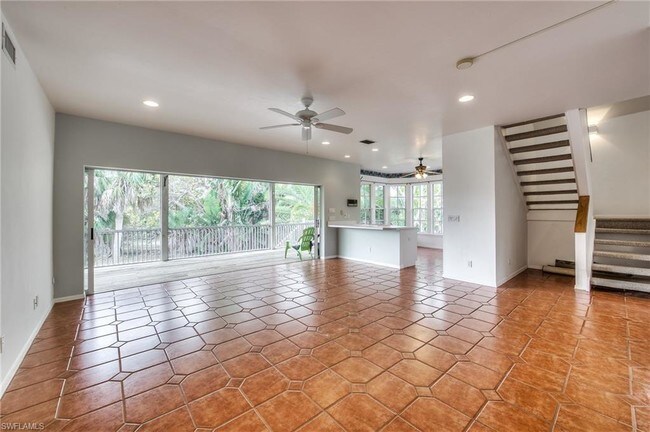Foto del edificio - 547 N Yachtsman Dr