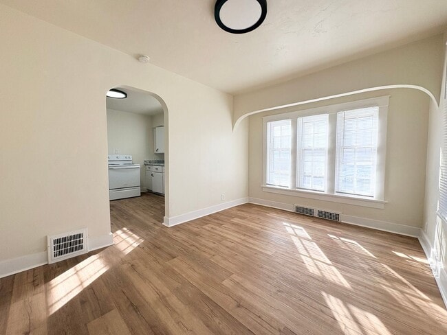 Foto del edificio - 1715 Marshall St