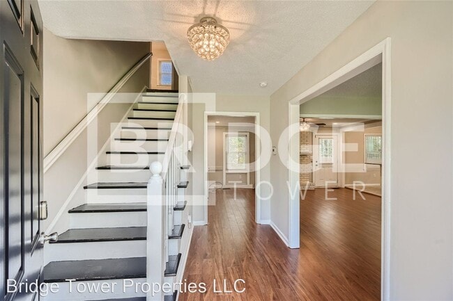 Building Photo - 3 br, 3.5 bath House - 2328 Horseshoe Bend...