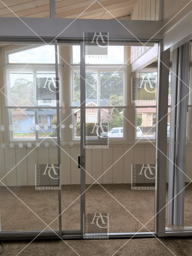 Building Photo - 306Cayuga