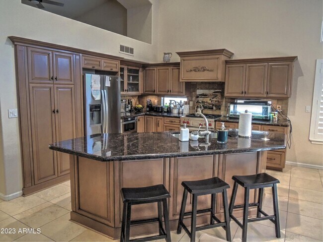 Building Photo - 4607 E Desert Willow Rd