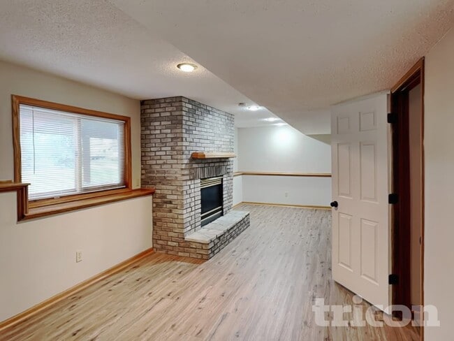 Foto del edificio - 1409 146th Ave NW