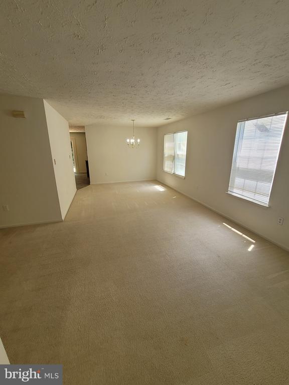 Building Photo - 6406 Bear Ct