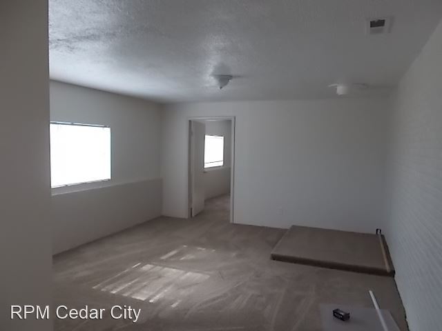 Building Photo - 4 br, 3 bath House - 5042 N 4300 W