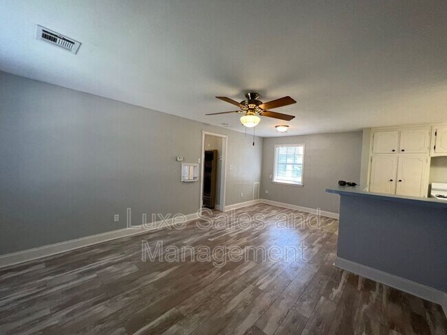 Foto del edificio - 3628 Firethorn Dr