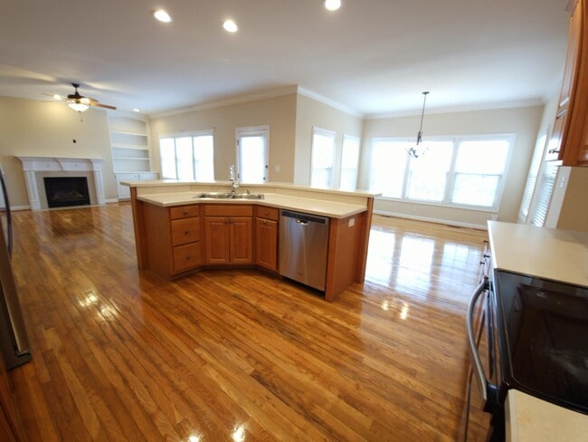 Building Photo - 989 Fiddler Creek Way