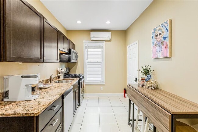 Photo - 59 Coral Ave Apartment