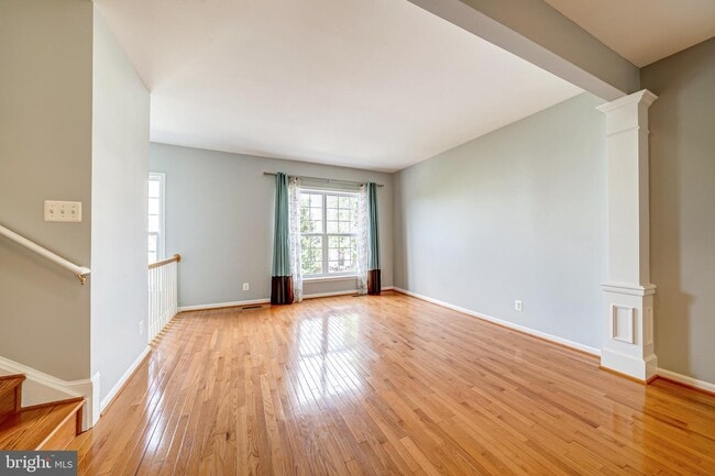 Building Photo - 13937 Gothic Dr