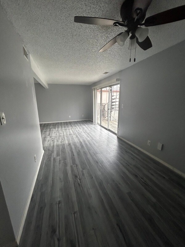 Foto del edificio - 3309 Wood Ave