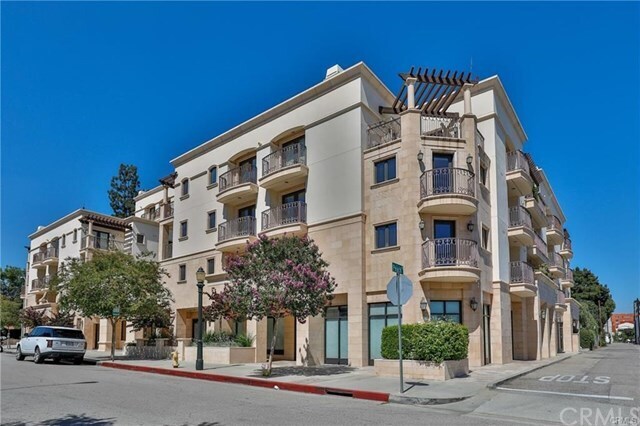 Building Photo - 250 S De Lacey Ave