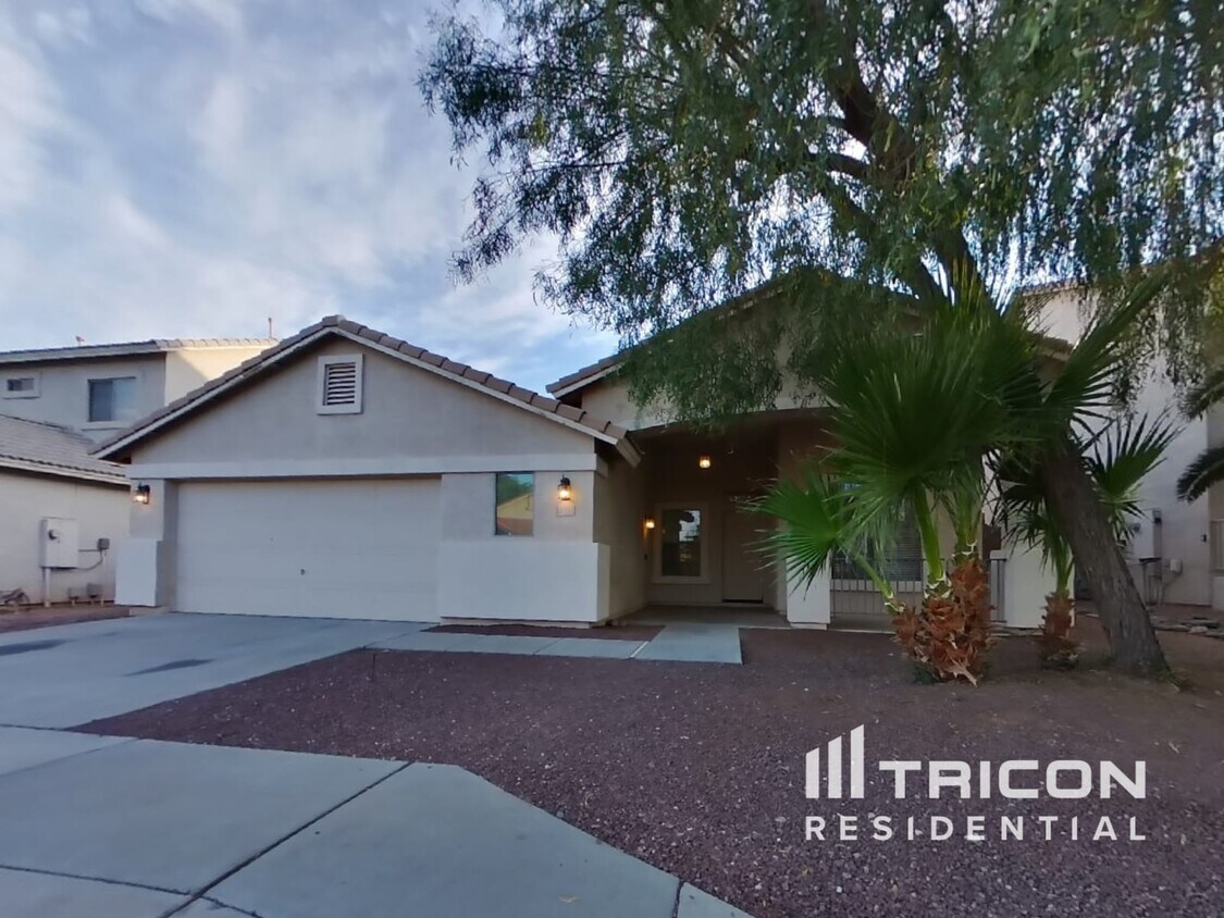 Foto principal - 12382 W Hopi St