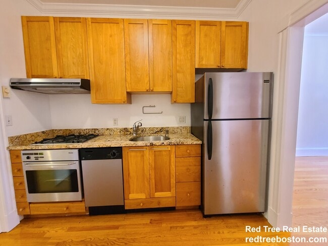 Photo - 88 W Cedar St Apartment