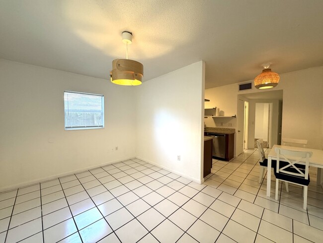 Foto del edificio - 2821 Kilgore St