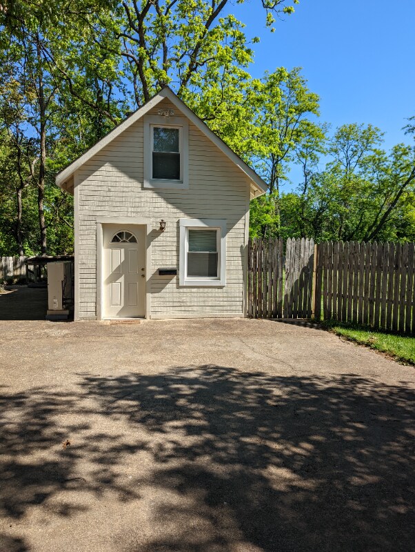Primary Photo - 3112 Franklin St