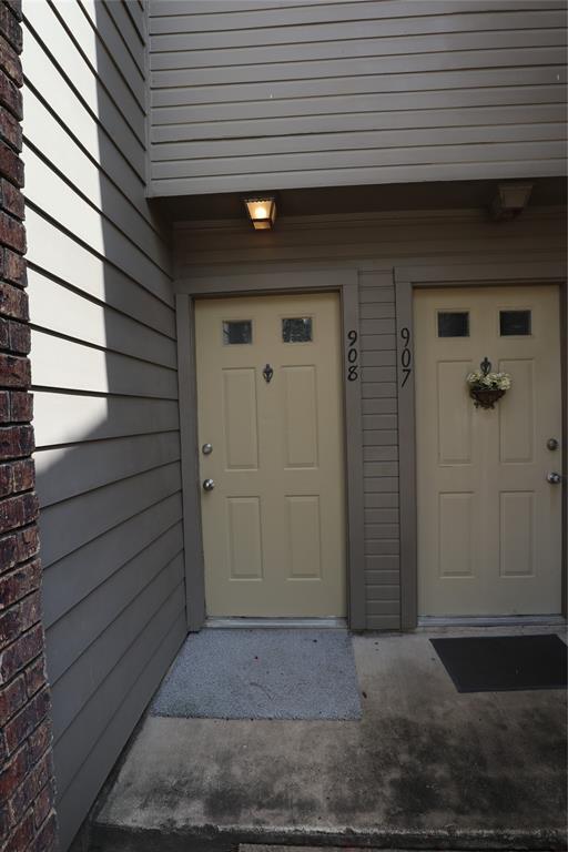 Primary Photo - 1515 Sandy Springs Rd