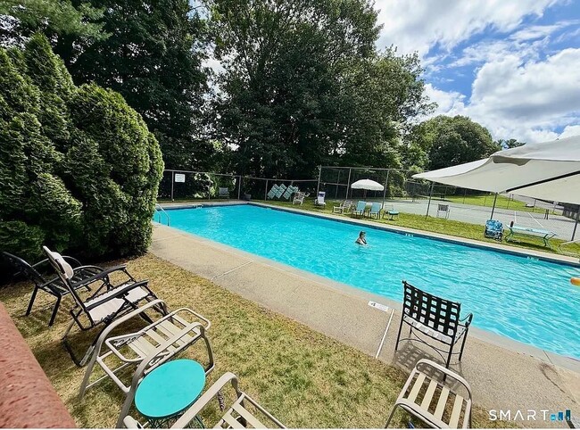 pool - 85 Wilton Cres