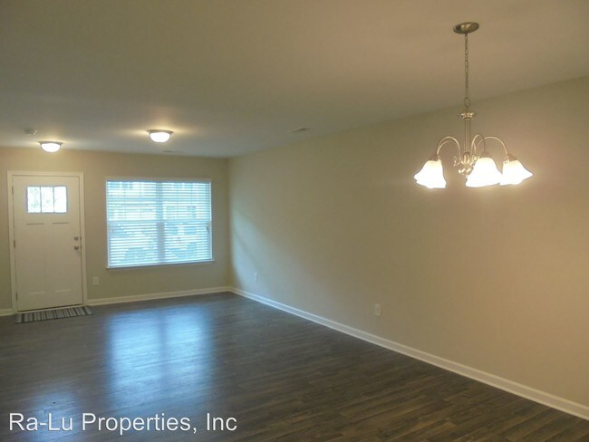 Foto del edificio - 3 br, 2.5 bath House - 104 Covington Cove Ct.