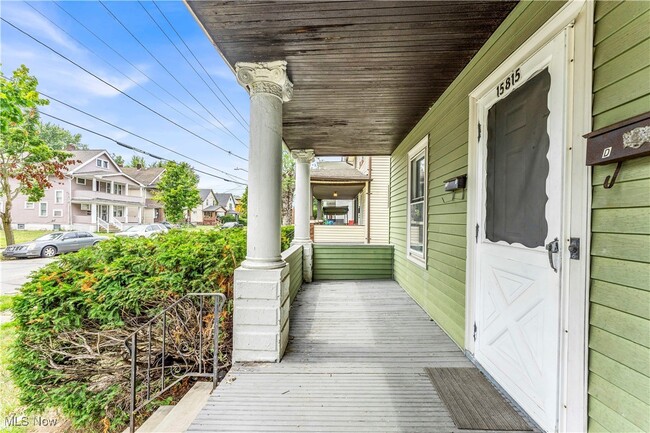 Building Photo - 15815 Parkgrove Ave
