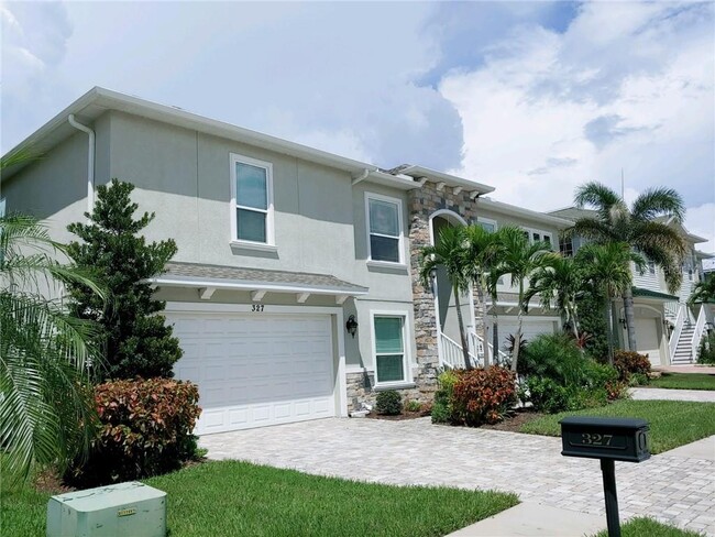 Building Photo - 327 Manatee Ln