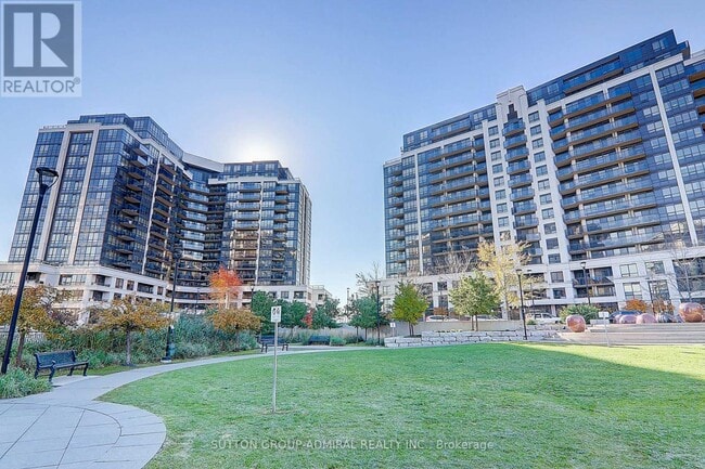 Building Photo - 1060 Sheppard Ave W