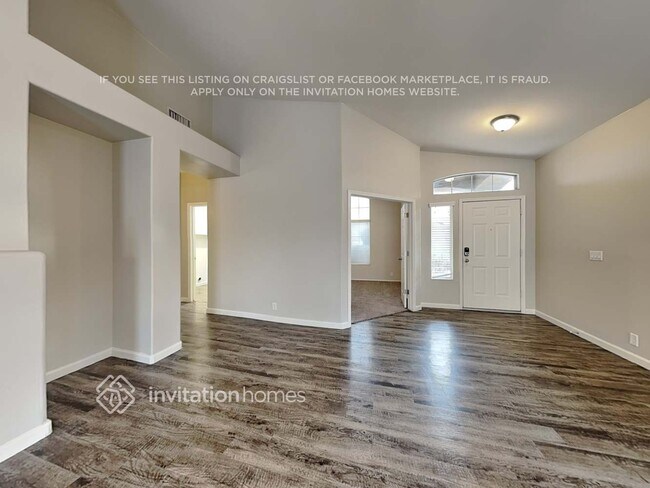 Building Photo - 7348 E Lomita Ave