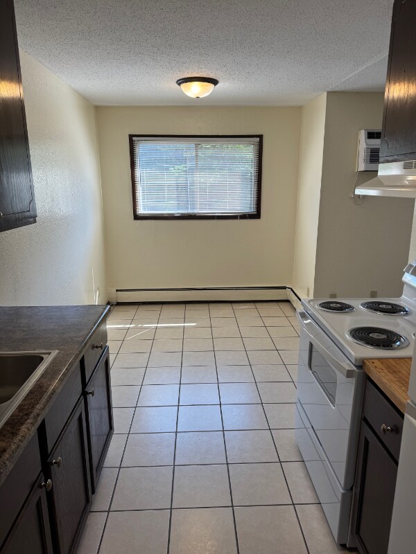 Foto del edificio - 981 St Albans St N