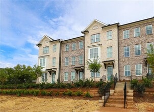 Building Photo - 4535 Sims Pk Overlook