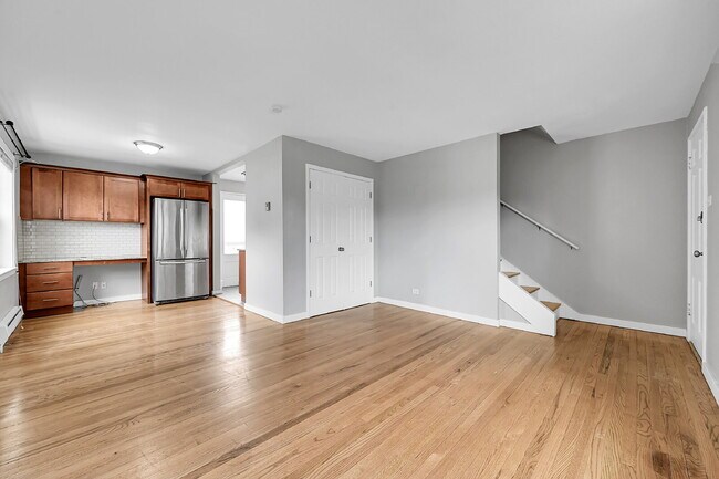 Building Photo - $2,195 - Updated 2 bed/1 bathroom Denver C...