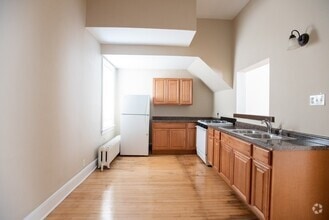 Building Photo - 1603 N Van Buren St