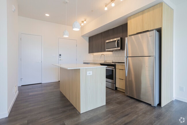 1BR, 1BA - 553SF - The Fifth