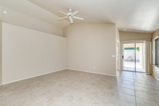 Foto del edificio - POPULAR RED MOUNTAIN RANCH COMMUNITY