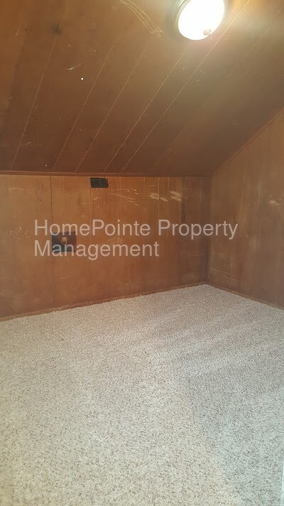 Building Photo - 3430 San Carlos Way