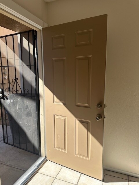 Foto del edificio - 1908 N Spring