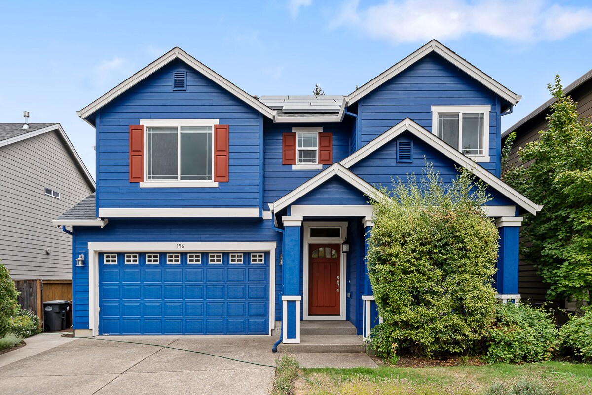 Primary Photo - 196 NE Iberian Ln