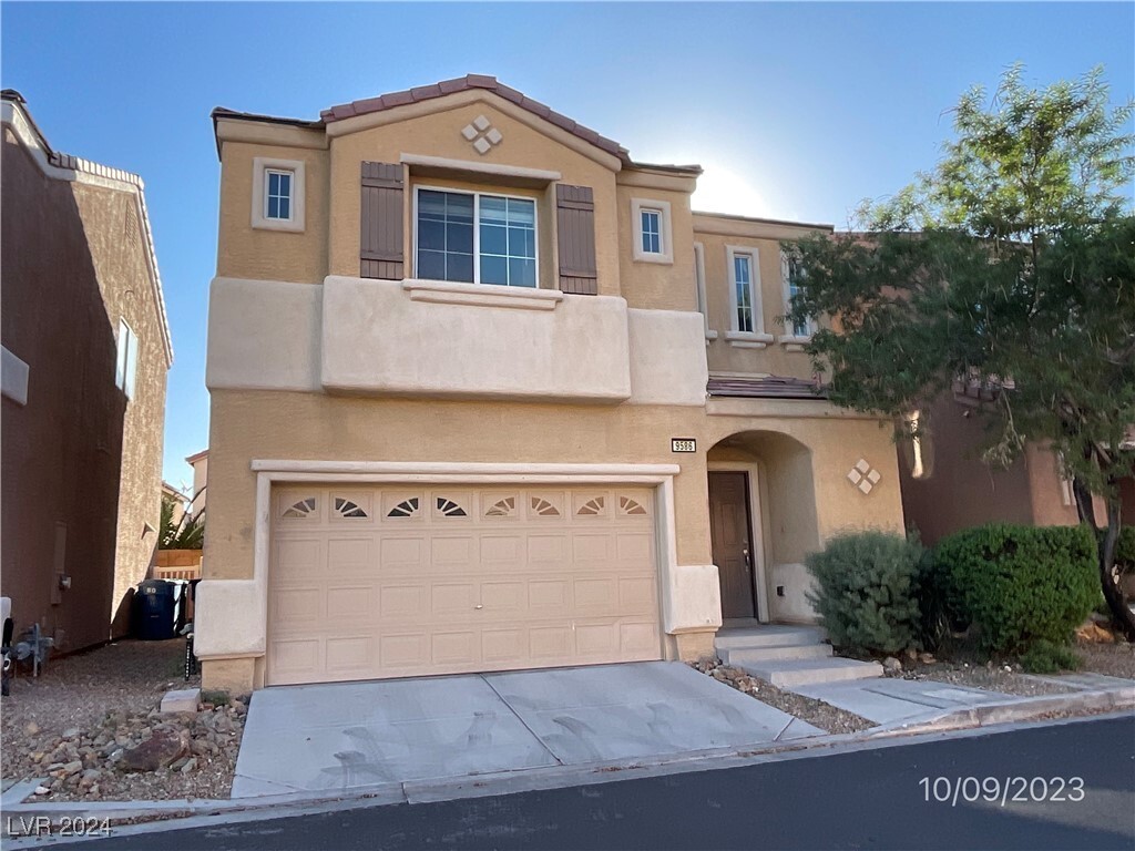 Foto principal - 9586 Whiptail St