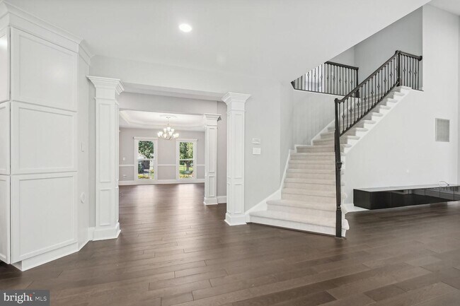 Building Photo - 43801 Timberbrooke Pl