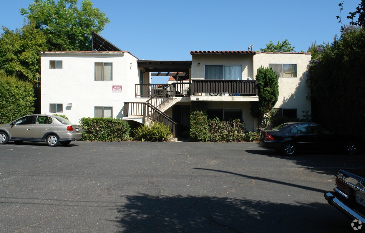Foto del edificio - 218 W Islay St