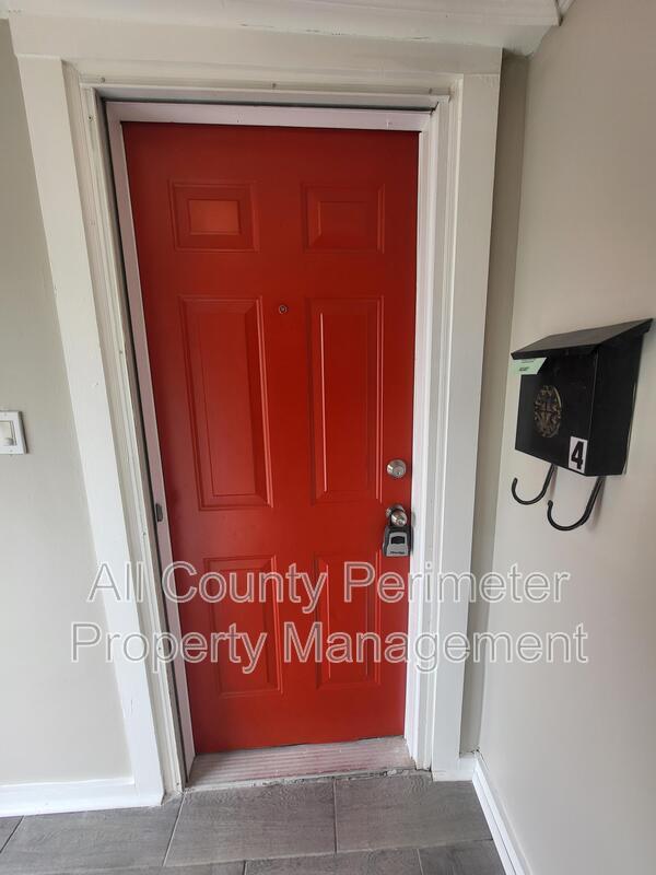 Foto del edificio - 3631 Washington St