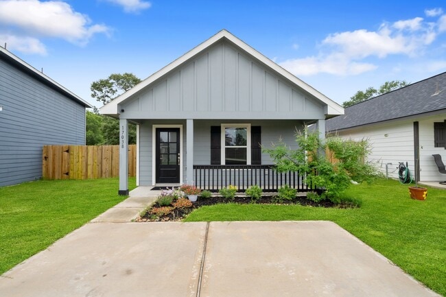 Foto del edificio - 17038 Marie Vlg Dr