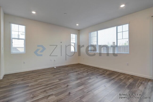 Building Photo - 1300 Renewal Ln