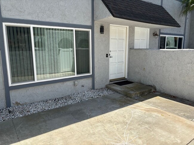 Building Photo - 4681 Twintree Dr