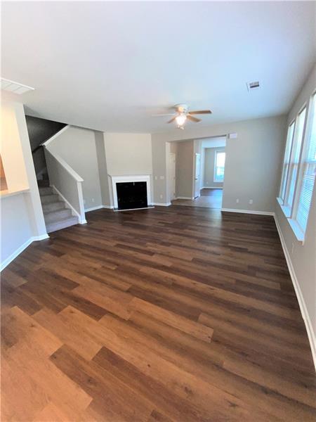 Building Photo - 3425 Fernview Dr