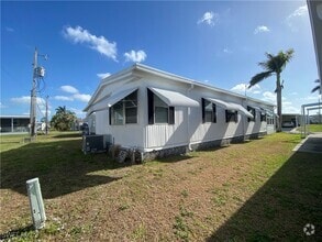 Building Photo - 14715 Patrick Henry Rd